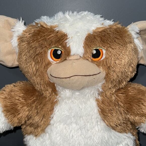 Toy Factory Gremlins l5” Gizmo large stuffed plush The Gift of The Mogwai - Picture 8 of 9